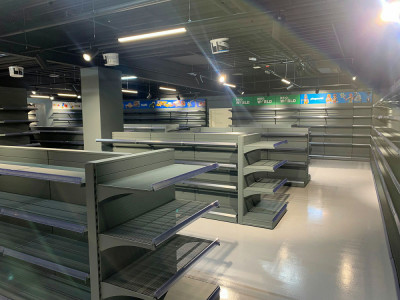 Levering og montering av butikkutstyr - Kids Coolshop Esbjerg - Danmark